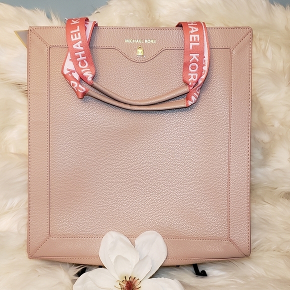 NWT Michael Kors Weekender Tote - Picture 1 of 6